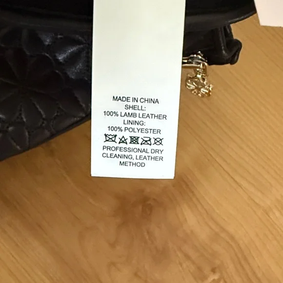 Kate Spade Floral Quilted Black Gloves-New! - Picture 8 of 8